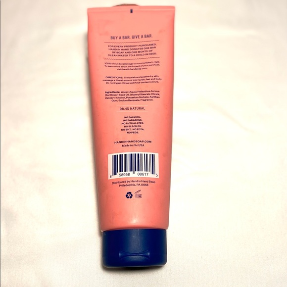 2 for $26 Hand in Hand BODY LOTION cactus blossom/bergamot/crisp basil - Picture 5 of 7